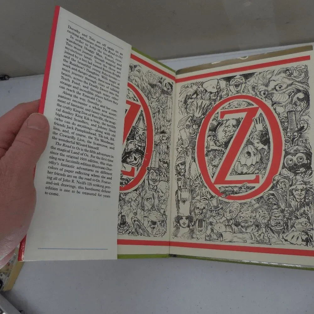 The Wonderful Wizard of Oz, Emerald‎ City, Road To Oz Book Lot Books of Wonder
